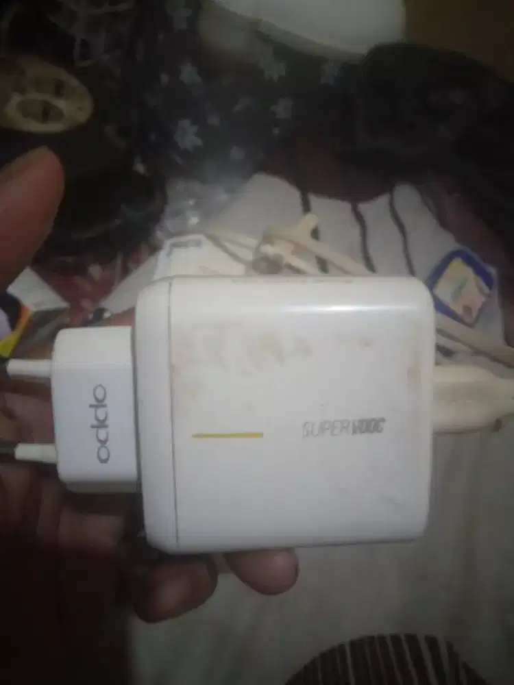 Charger Oppo Pengisian cepat 65wat
