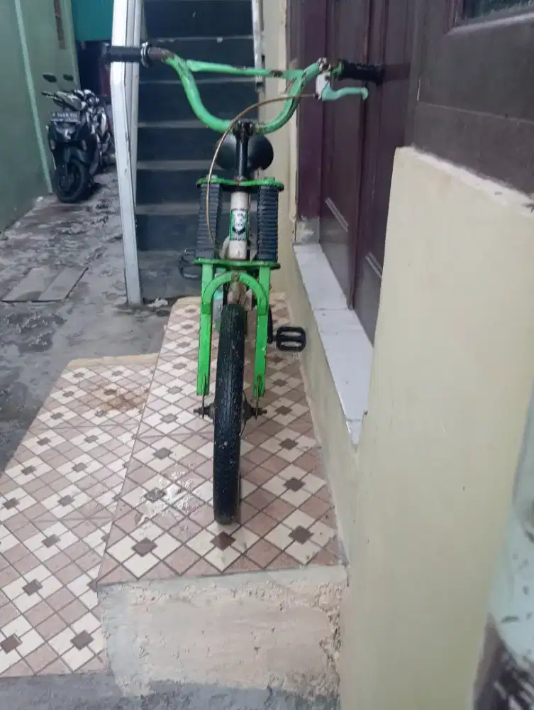 Di jual sepeda bmx anak