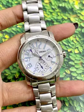 Jam tangan Seiko Ladies
