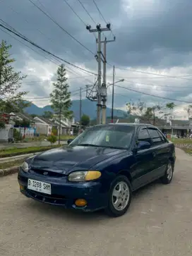 Hyundai Accent 2001 Bensin