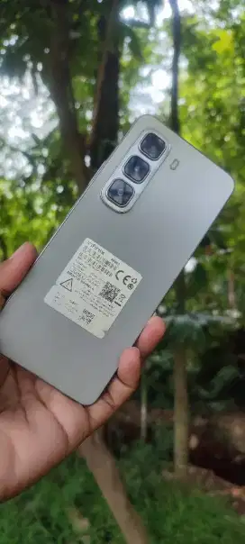hp Infinix hot 50 garansi on