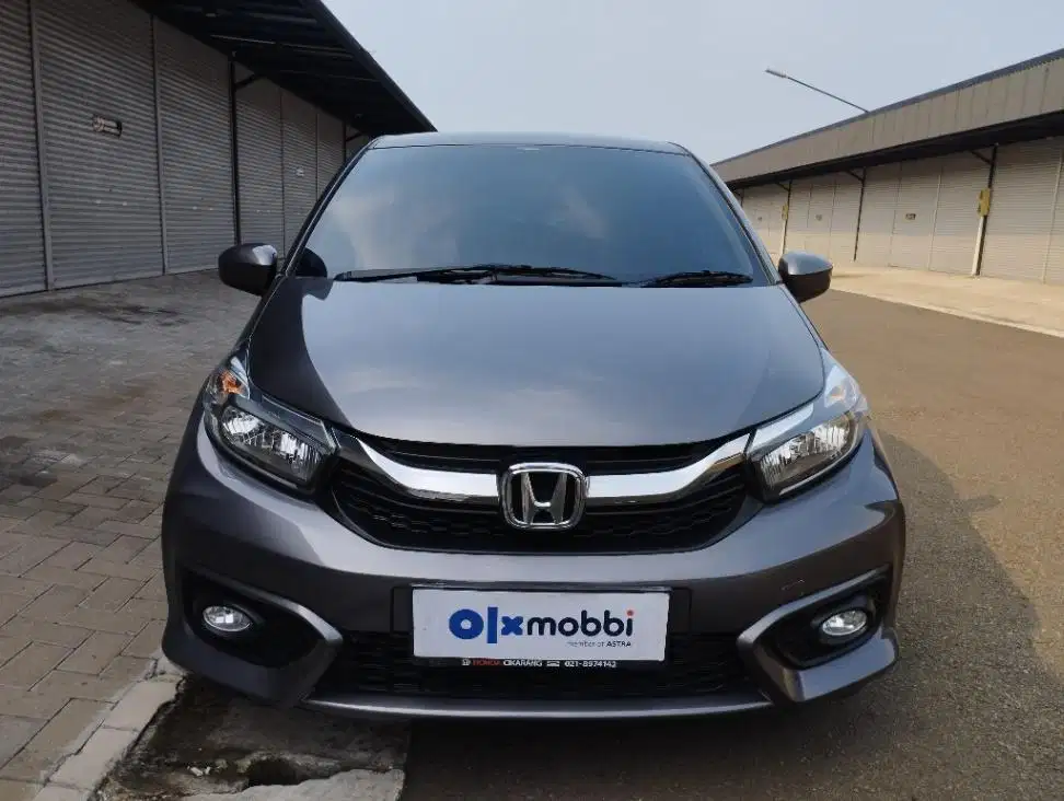DP MURAH Honda Brio Satya 1.2 E Bensin-AT 2022 Abu CAATF