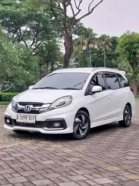 MOBILIO RS AT - DP MULAI DARI 5JT
