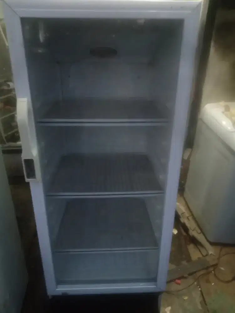 Di jual pendingin SHOWCASE merk SHARP