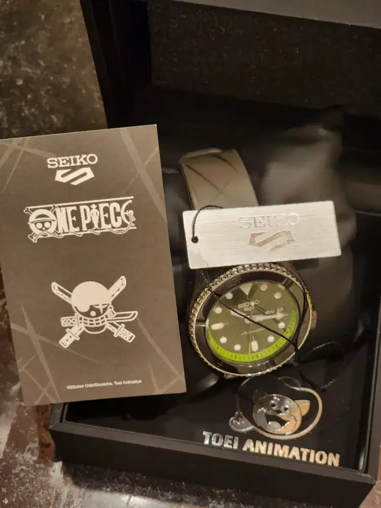 SEIKO 5 SPORT ONE PIECE ZORO LIMITED EDITION