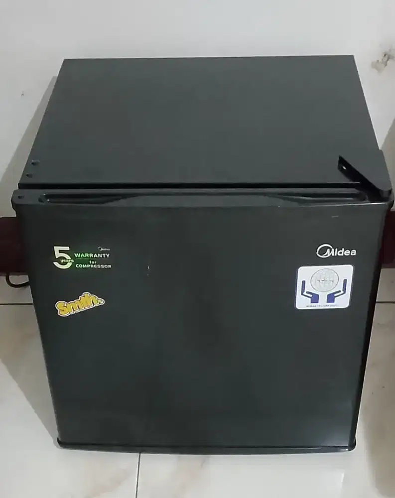 Jual kulkas merk Midea