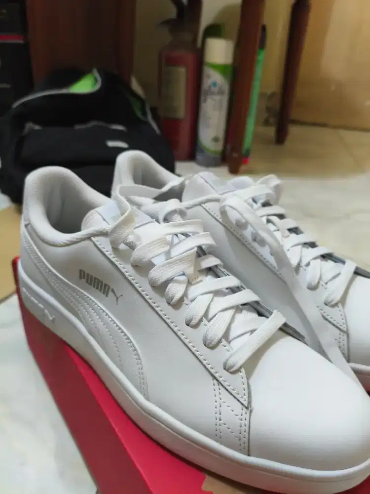 Sepatu Puma Smash V2