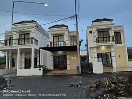 VILLA MURAH DEKAT BATU 2 LANTAI 400 JUTAAN