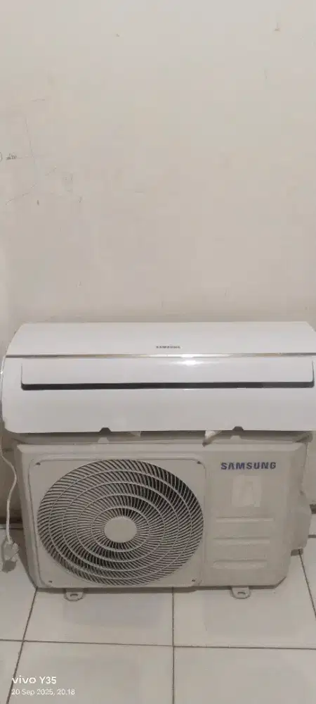 Di jual ac samsung 1.5pk sama pasang pipa 2mtr+kabel 3mtr