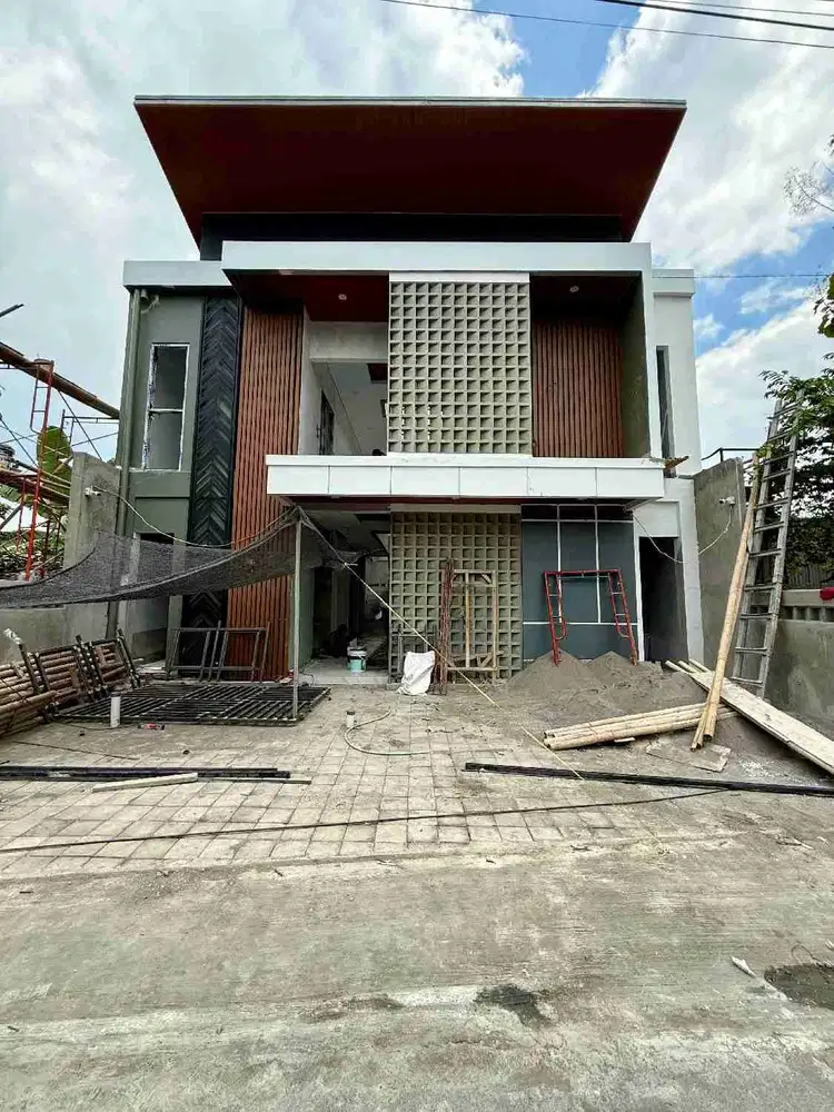 BARU 2 Lantai KOST EXCLUSIVE di Kaliurang KM 10 dkt Kampus UII Terpadu