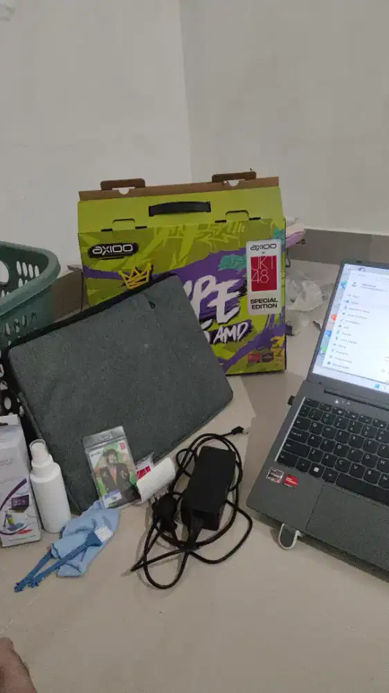 Axioo Hype 5 Ryzen 5 7430U 16GB 256GB SSD Sudah terpasang antigores