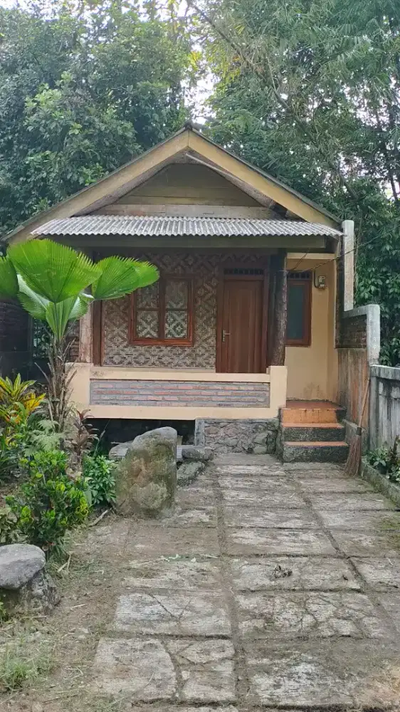 Dijual Tanah plus rumah singgah di Ciapus Tamansari Bogor