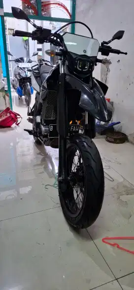 Yamaha wr 155 Hitam