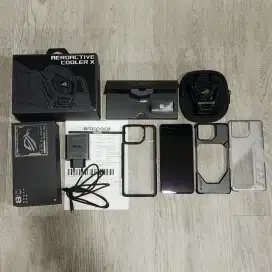 Asus ROG phone 8 black second full set + ROG aeroactive cooler X