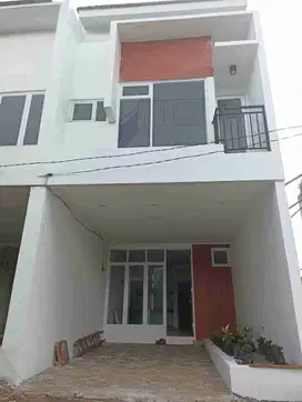 Rumah PIC Dekat LRT Ciracas 0,5km & Tol Pasar Rebo  murah Ciracas Jakarta Timur
