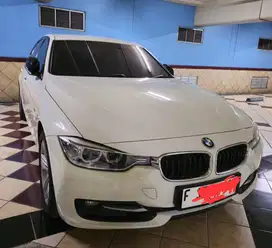 BMW 320i 2014 Bensin
