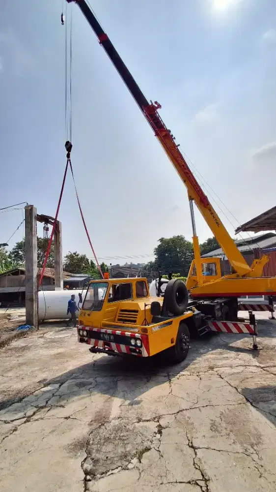 CRANE TADANO 20 TON