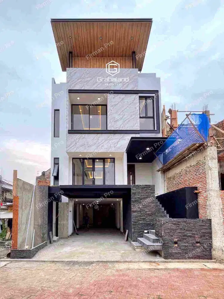 Rumah Baru Modern Strategis Dalam Townhouse Dekat Ragunan Di Jagakarsa