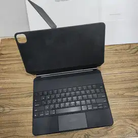Magic keyboard 12.9 inch