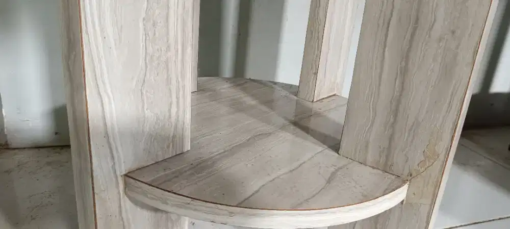 Meja Kayu Bulat