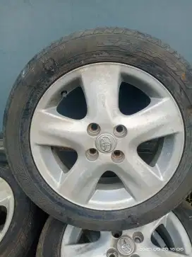 Velg ori Toyota Yaris 2006(Bakpao)