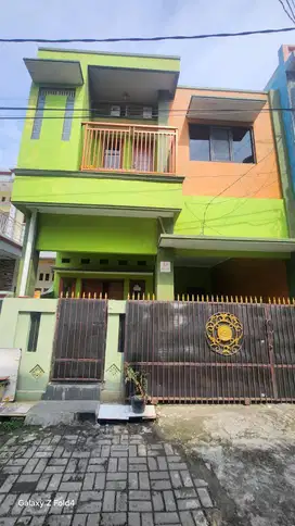 Rumah disewakan,