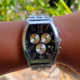 Jam Tangan Guess Steel Chrono Quartz Movement Like New