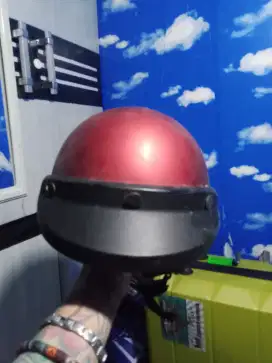 Jual 2 helm masih bagus