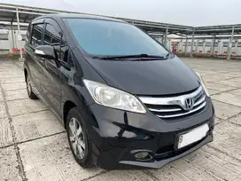 Freed PSD 2013 Honda Tipe E 1.5 AT Matic Hitam Single blm AC double