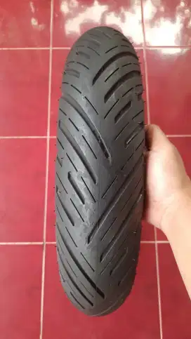 Ban scoopy federal 100/90 r12 tubles, baru no minus.