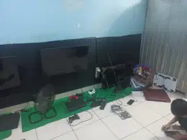 Ps 3 (4 unit) TV 32 in (4 unit) bonus PS 4 Slim 1TB