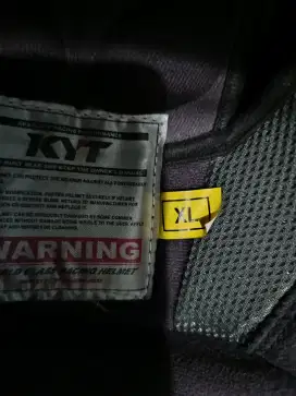 Helm KYTO hitam