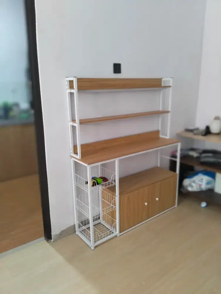 Jasa pemasangan furniture