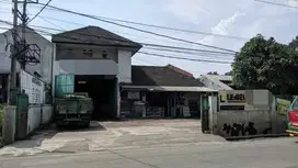 Gudang dan Toko Pinggir Jalan di Nanjung