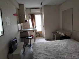 Apartemen Gading Nias Studio Furnished tahunan di Chrysant Lt 16