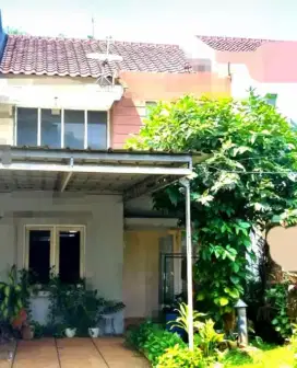 Dijual cepat rumah dekat stasiun LRT diperumahan Raffless hills