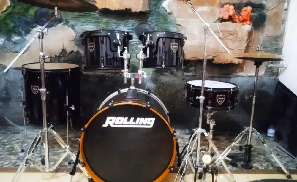Drum Rolling Nexus plus simbal