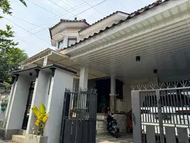 Dijual Rumah Dengan View Kota di Perum Jangli Permai Semarang