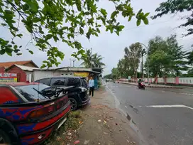 Dijual tanah dan bangunan cuci steam dan kontrakan 8 pintu strategis