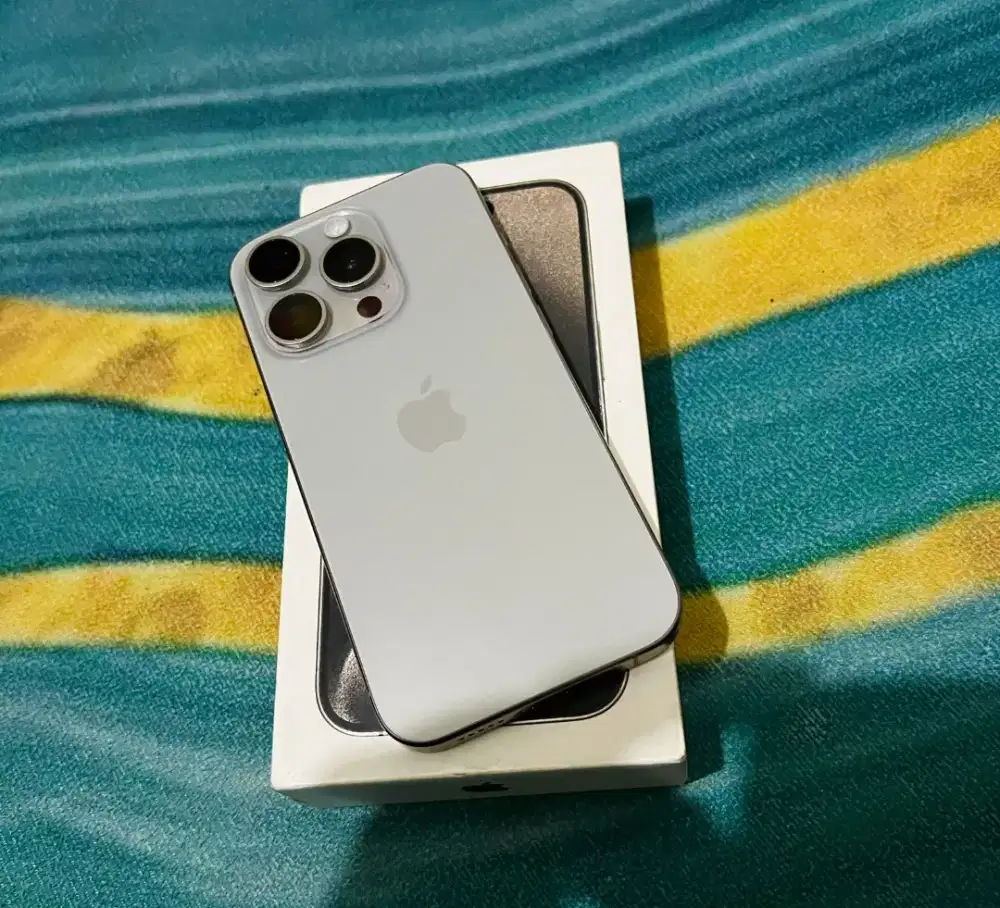 IPhone 15 pro max 256 gb natural titanium
