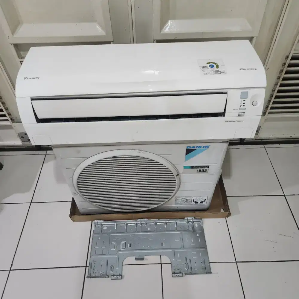 Ac daikin star inverter 1pk thailand ftkc25