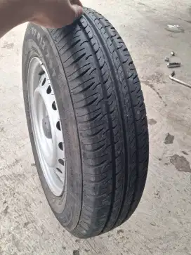 Ban dan Velg R 13