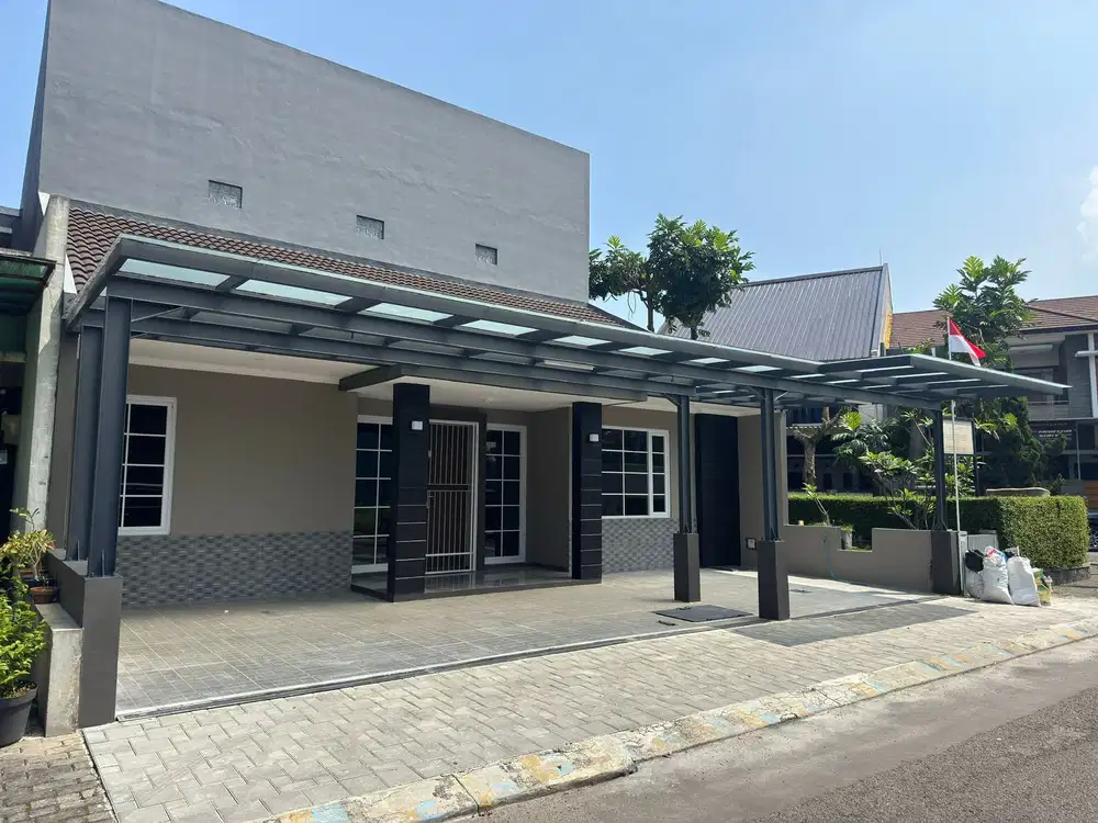 Rumah Aman Nyaman Full Renovasi di Singgasana Pradana