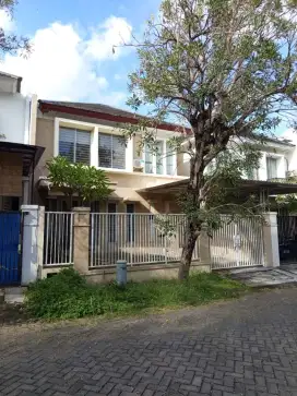 Disewakan Rumah Alam Galaxy Sambikerep 2 Lantai, LT144/LB135, Nego