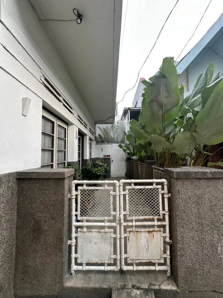 Rumah Heritage Strategis Sayap Pasirkaliki