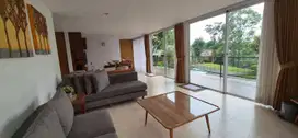 For Sale Rumah Mewah Siap Huni Dengan View Cantik di Kawasan Dago, Bandung