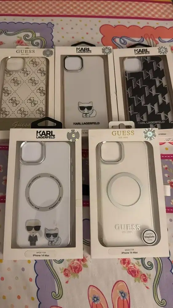 CASE IPHONE 14max KARL LAGERFELD