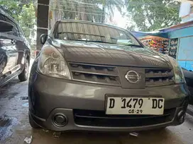 Nissan livina XV 1.5 2010