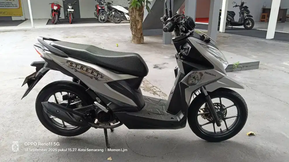 Honda New Beat Street 2023