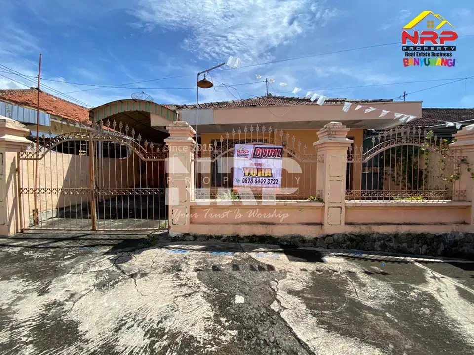 Dijual Rumah Klasik 1,5 Lantai Sangat Strategis di Tamanbaru Banyuwang